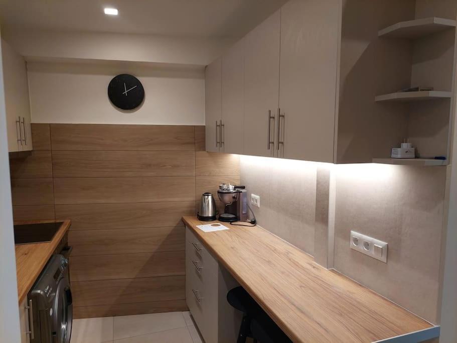 Cozy, Sunbathed, 30M2 Apartment Αθήνα Εξωτερικό φωτογραφία